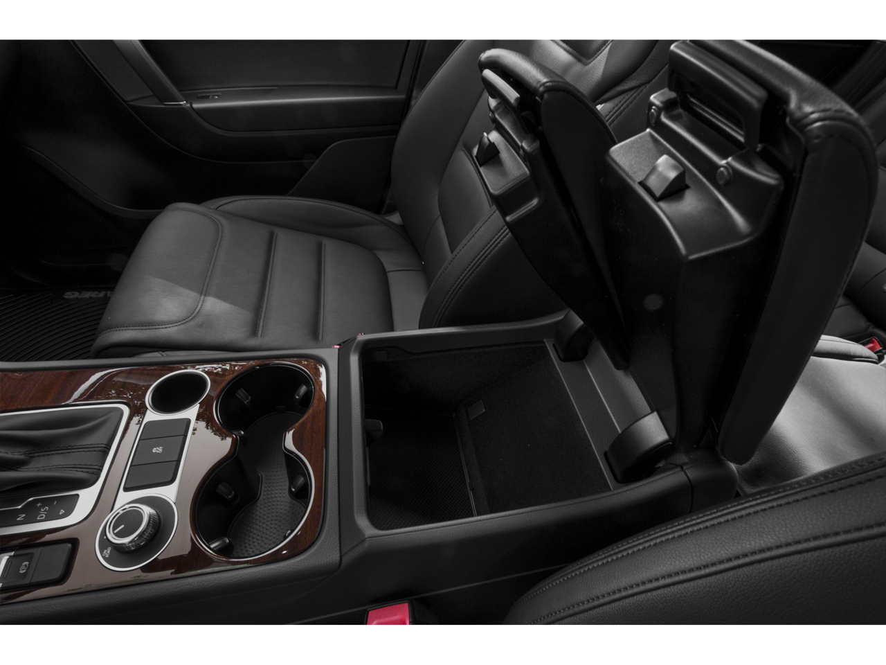 2015 Volkswagen Touareg Base