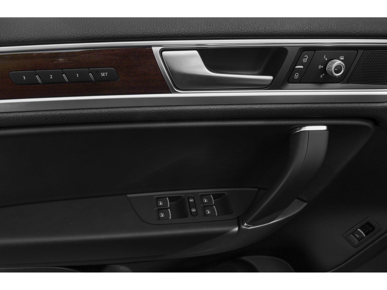 2015 Volkswagen Touareg Base