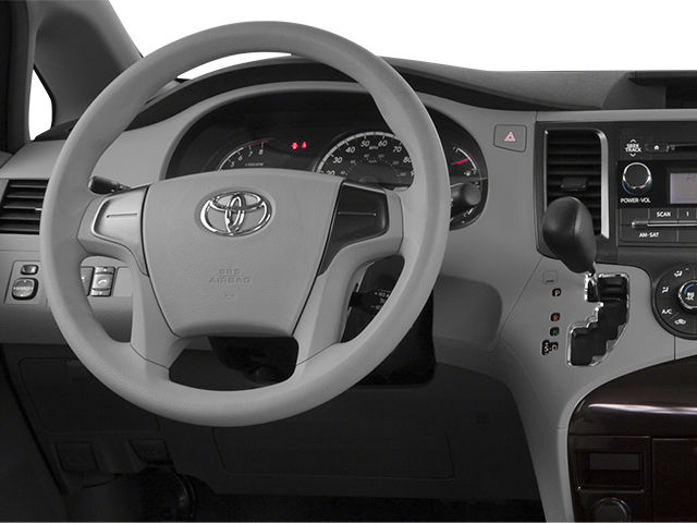 2014 Toyota Sienna L 7 Passenger