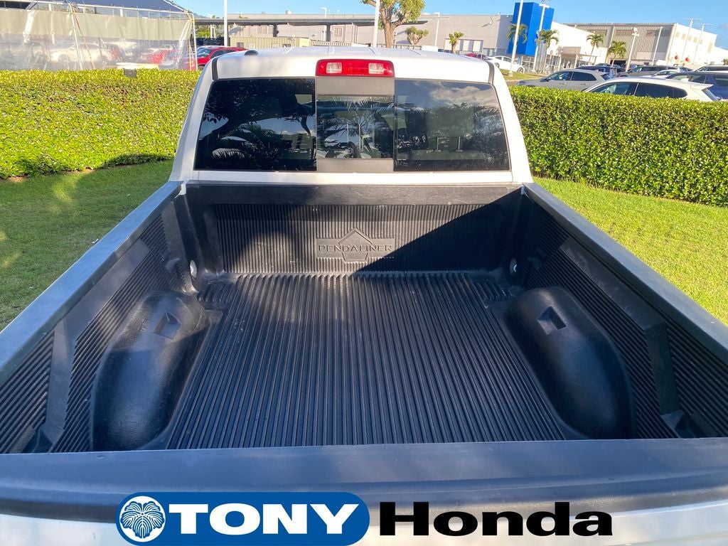 2017 RAM 1500 SLT