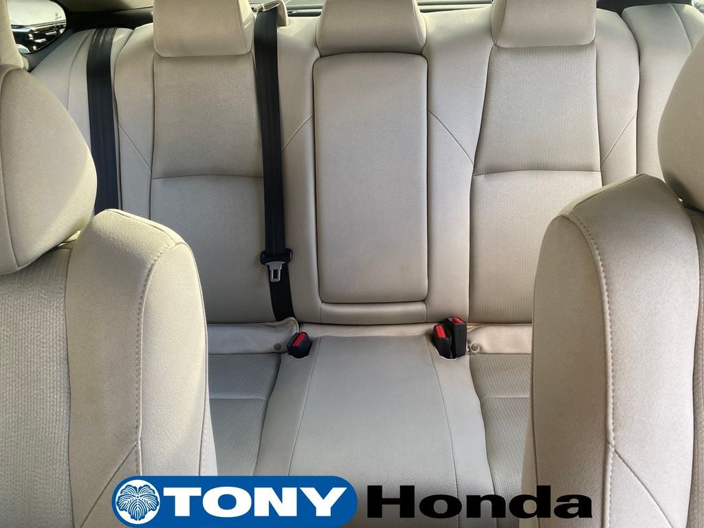 2018 Honda Accord LX - Photo 18