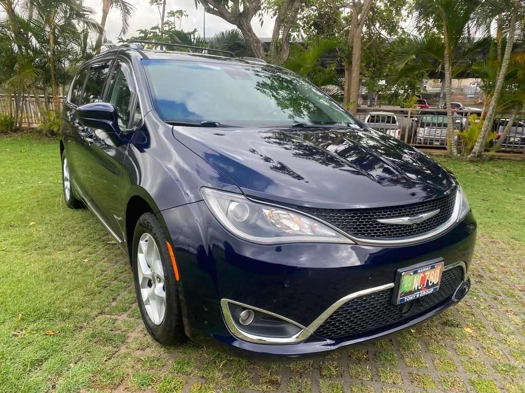 2017 Chrysler Pacifica Touring L Plus