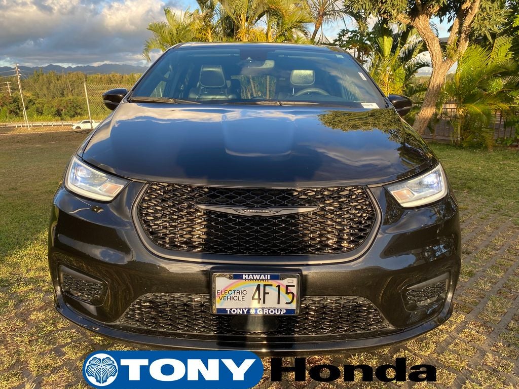 2022 Chrysler Pacifica Hybrid Touring L