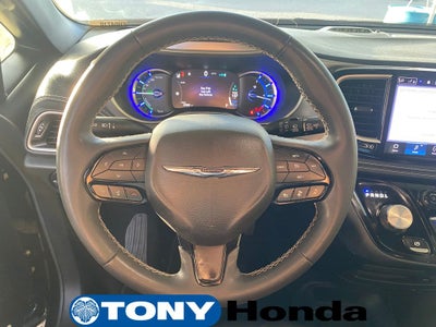 2022 Chrysler Pacifica Hybrid Touring L