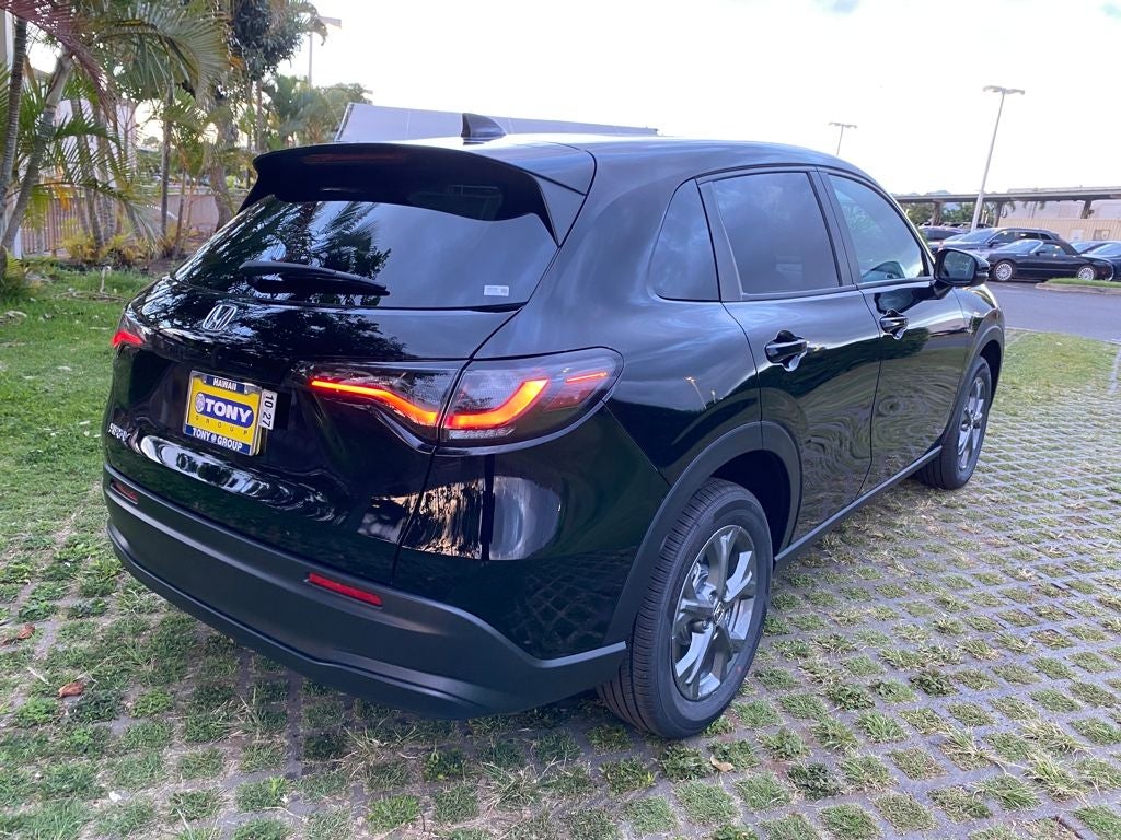 2026 Honda HR-V LX