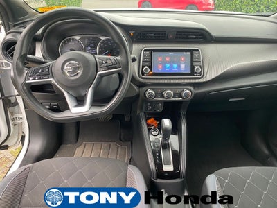 2019 Nissan Kicks S