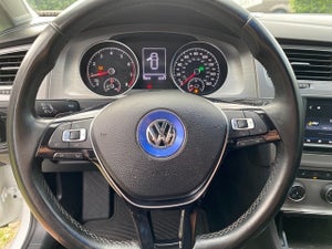 2017 Volkswagen Golf Wolfsburg