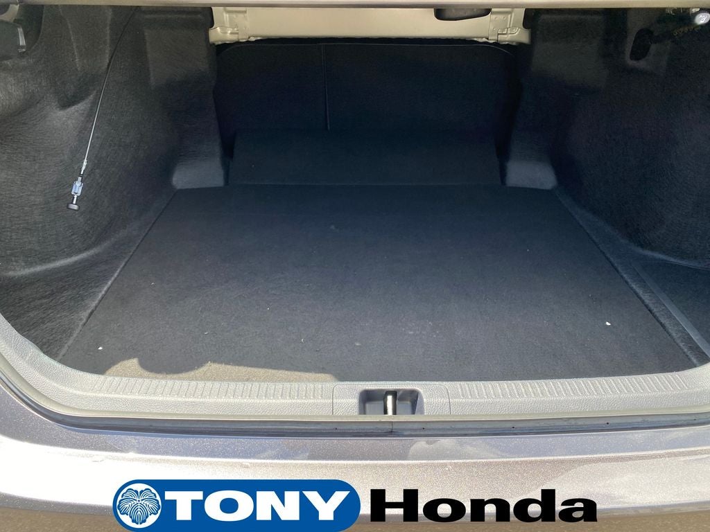 2024 Toyota Camry Hybrid LE