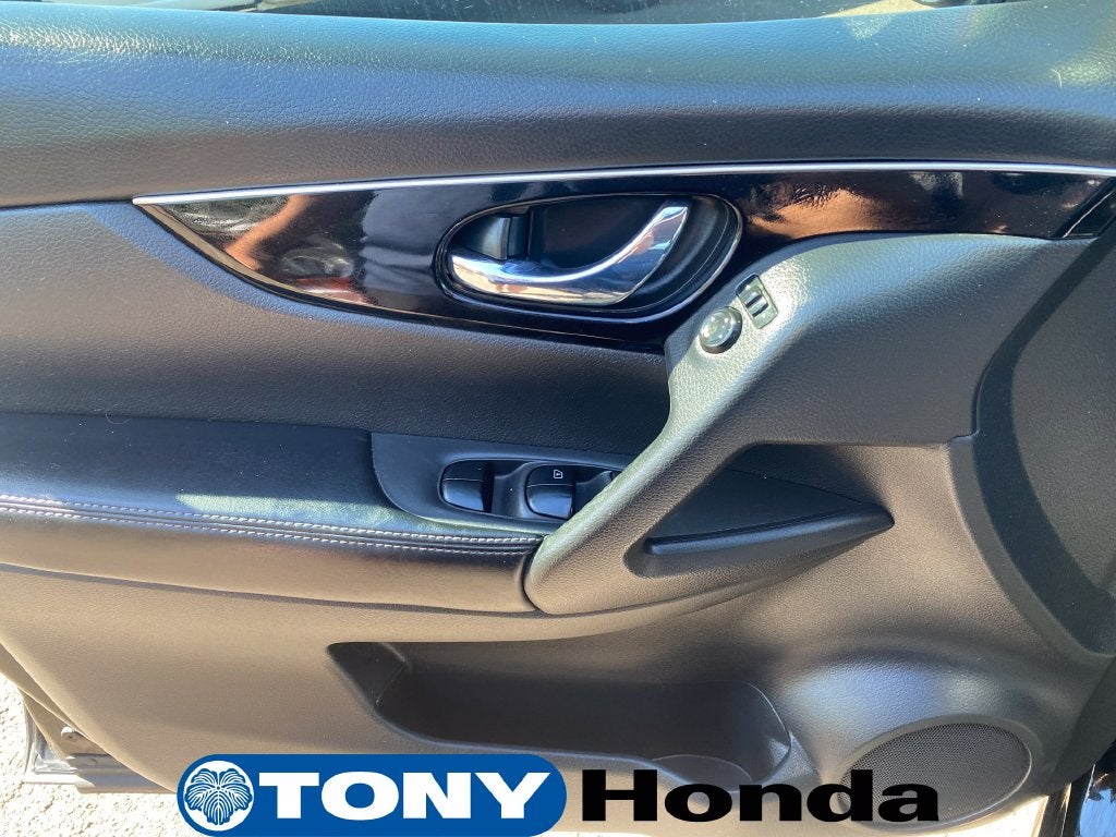 2018 Nissan Rogue Sport SL