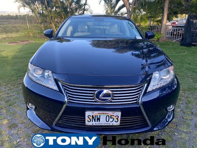 2015 Lexus ES 300h