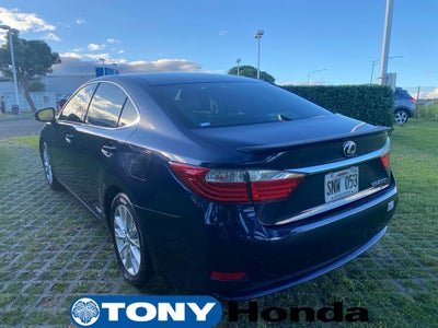 2015 Lexus ES 300h
