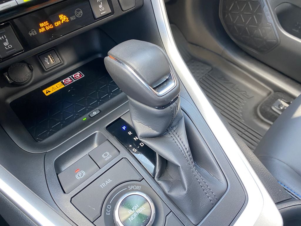 2025 Toyota RAV4 Hybrid XSE