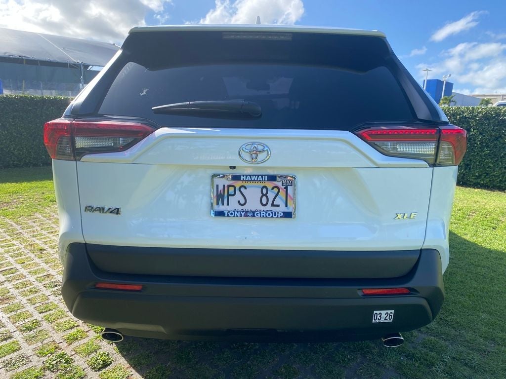 2022 Toyota RAV4 XLE