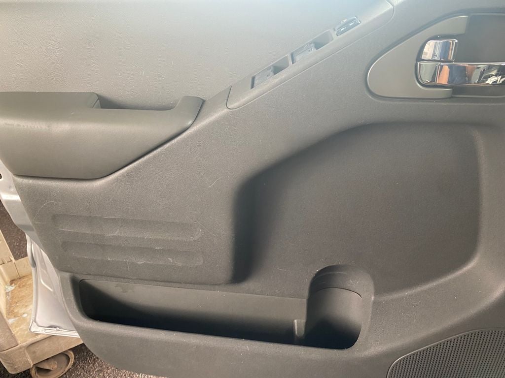 2015 Nissan Frontier SV