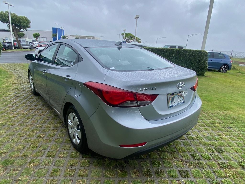 2016 Hyundai Elantra SE