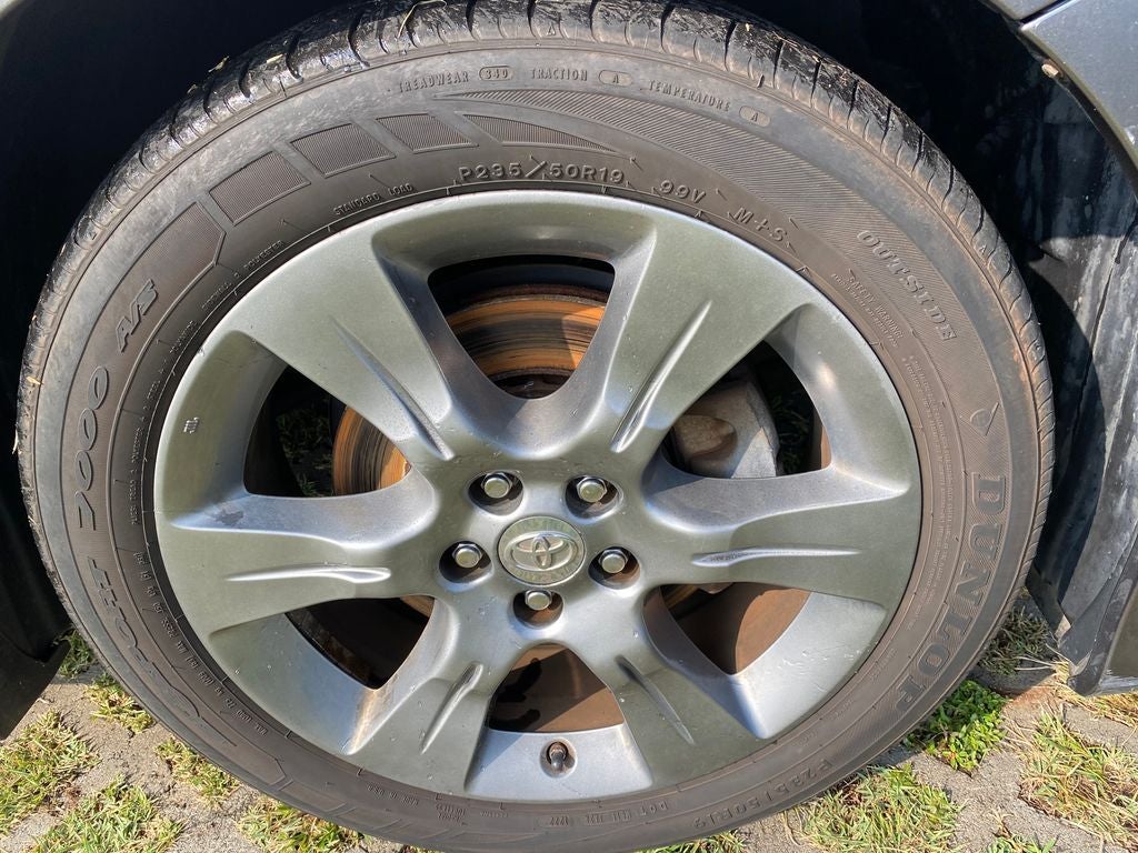 2014 Toyota Sienna SE 8 Passenger