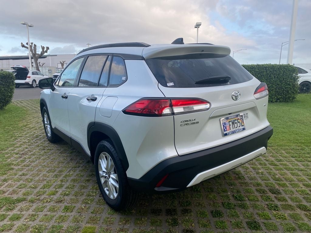 2025 Toyota Corolla Cross LE