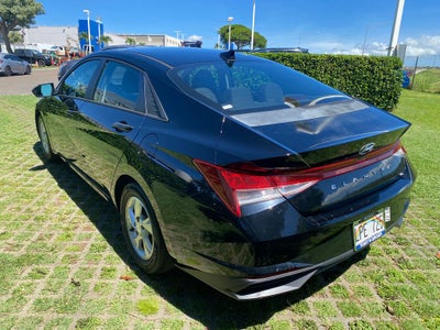 2023 Hyundai Elantra SE