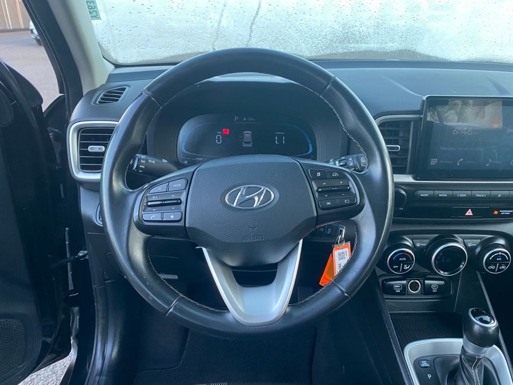 2023 Hyundai Venue SEL
