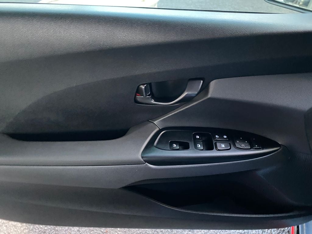 2022 Hyundai Veloster N Base