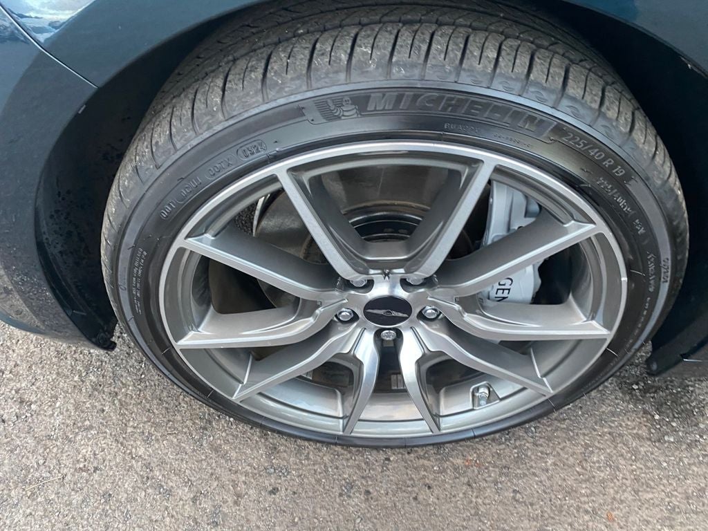 2025 Genesis G70 2.5T