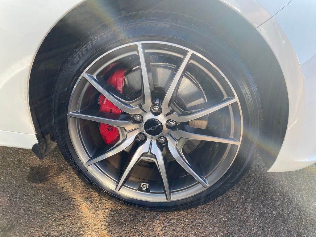 2025 Genesis G70 2.5T