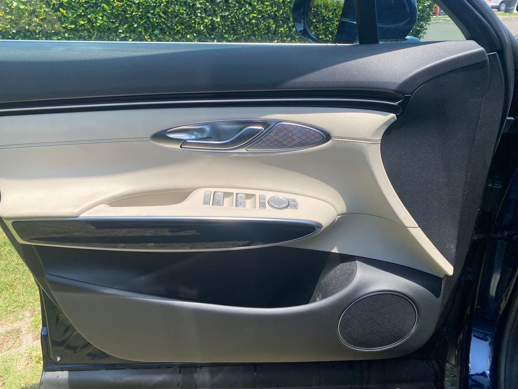 2022 Genesis GV70 2.5T