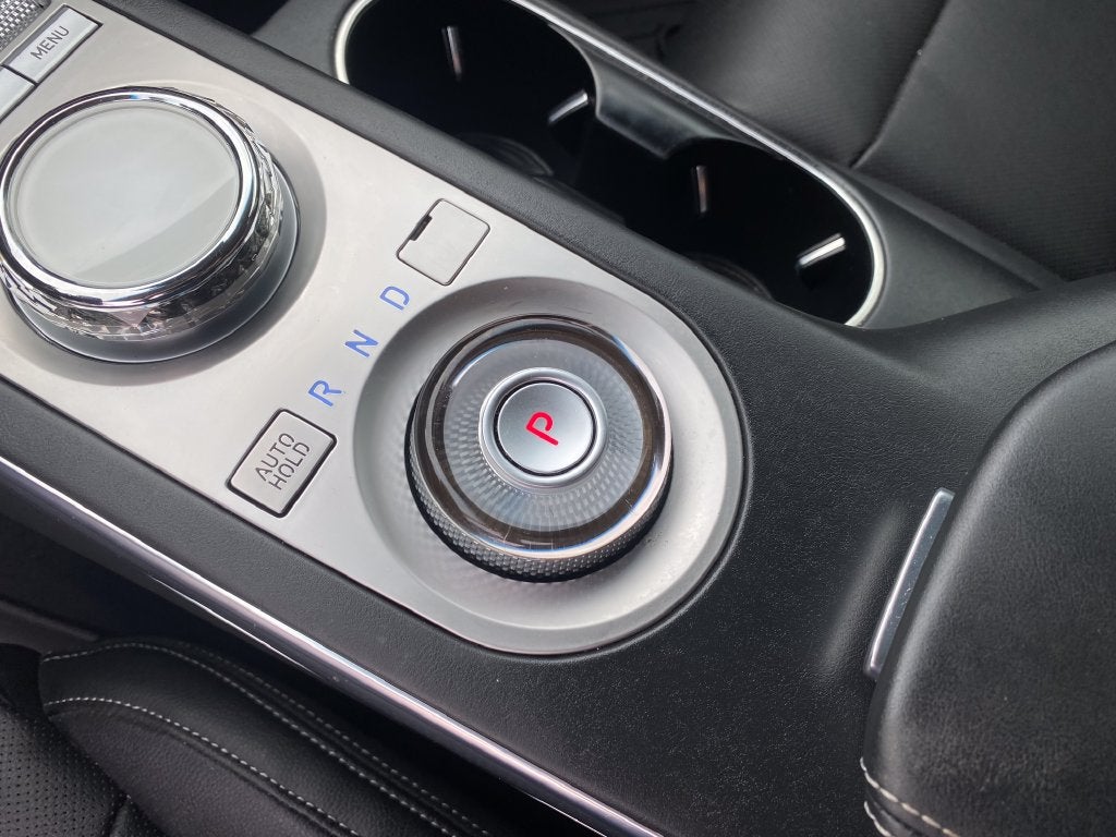 2022 Genesis GV70 2.5T