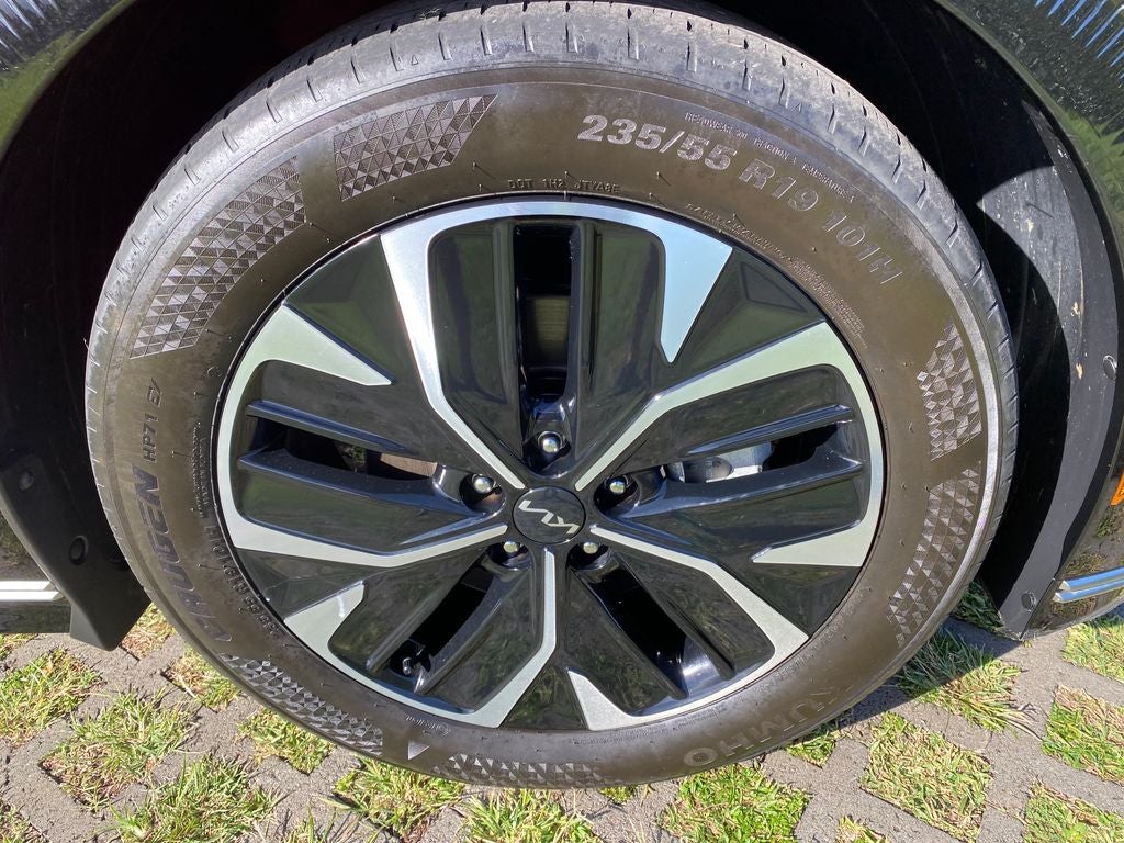 2022 Kia EV6 Wind