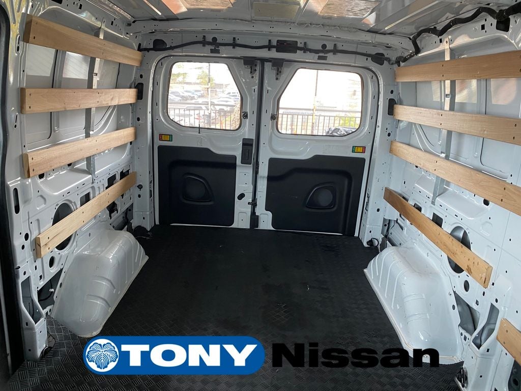 2025 Ford Transit Cargo Van Base