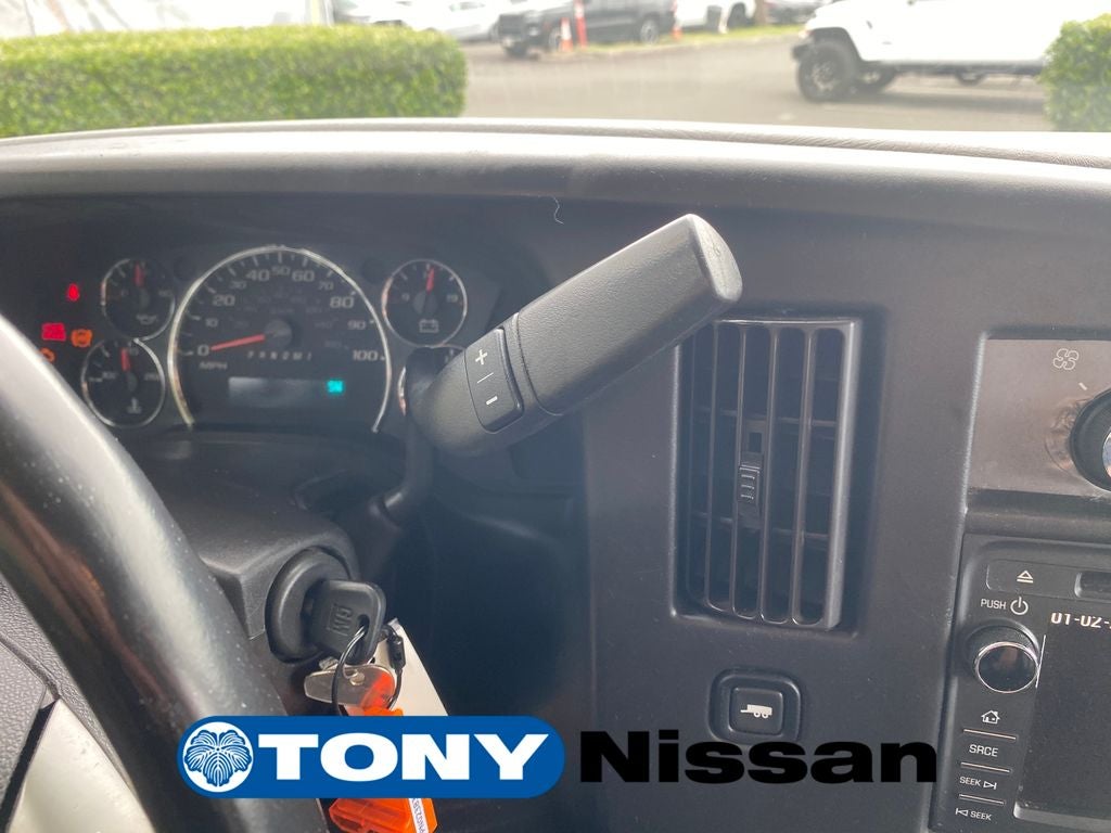 2017 Chevrolet Express Passenger LS Passenger