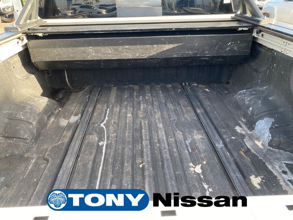 2017 Nissan Titan SL