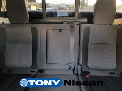 2023 Nissan Titan SV