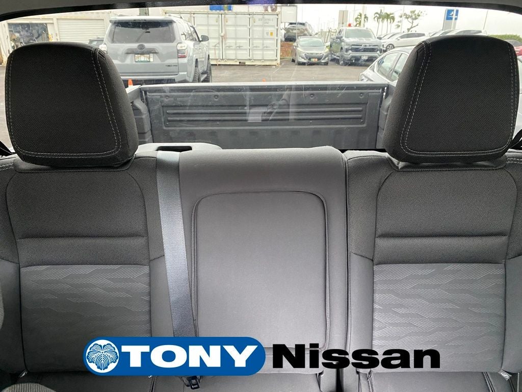 2024 Nissan Frontier SV