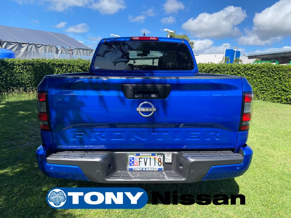 2025 Nissan Frontier SV