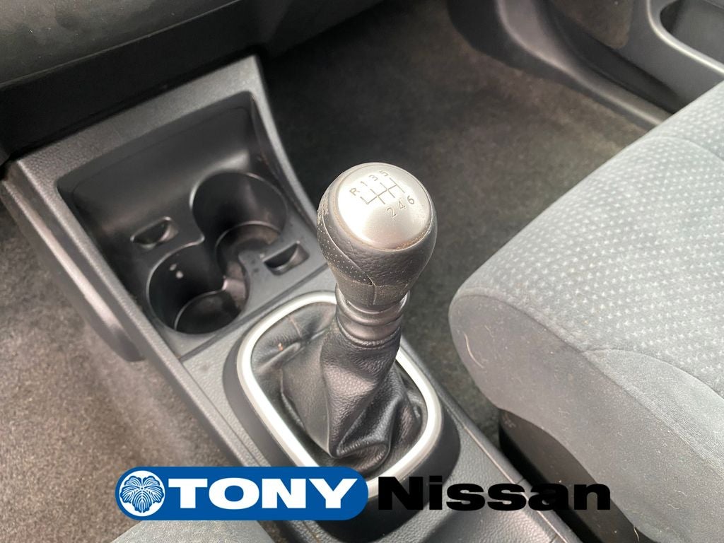 2010 Nissan Versa 1.8 S