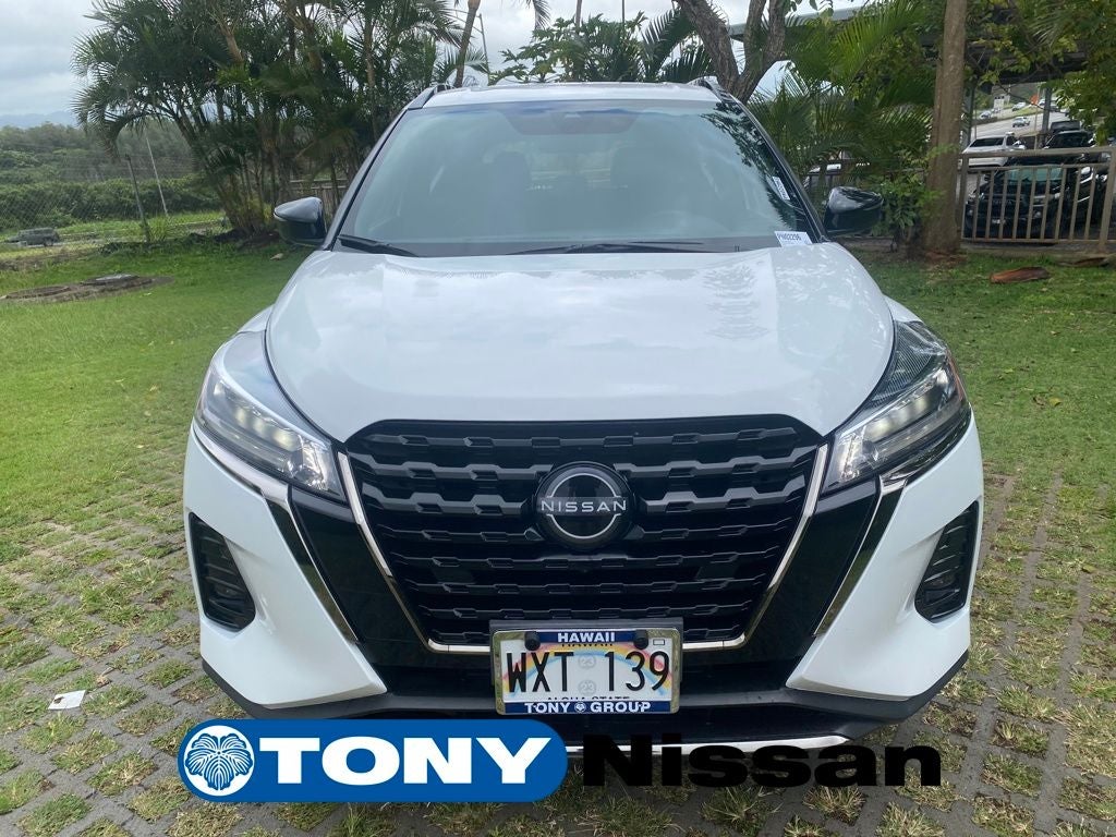 2024 Nissan Kicks SR