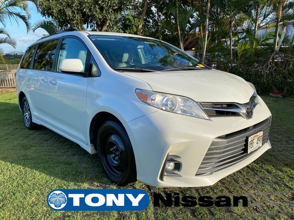 2018 Toyota Sienna XLE Premium 8 Passenger