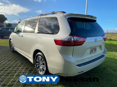 2018 Toyota Sienna XLE Premium 8 Passenger