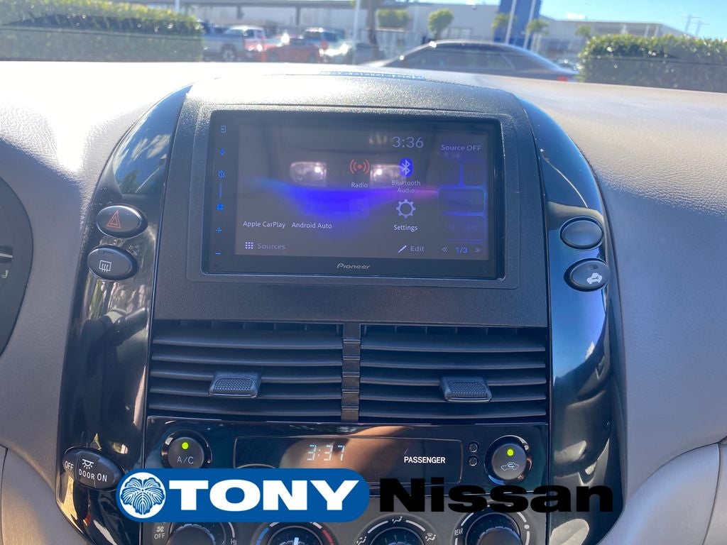 2004 Toyota Sienna CE