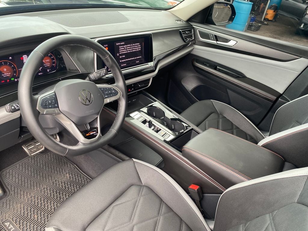 2026 Volkswagen Atlas Base