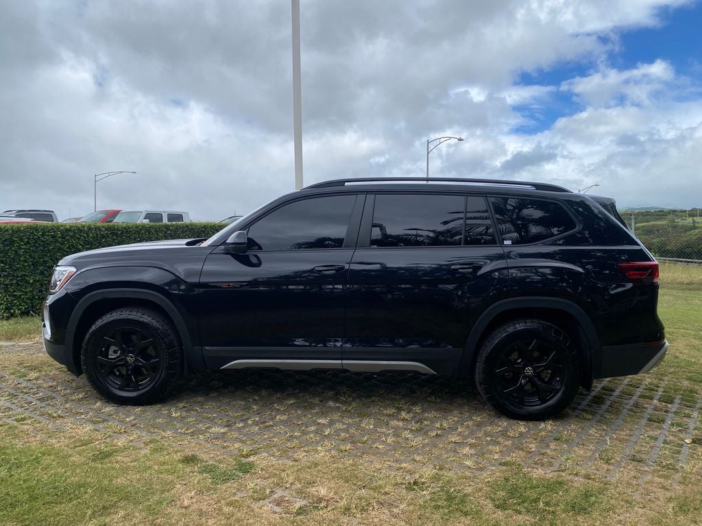 2026 Volkswagen Atlas Base