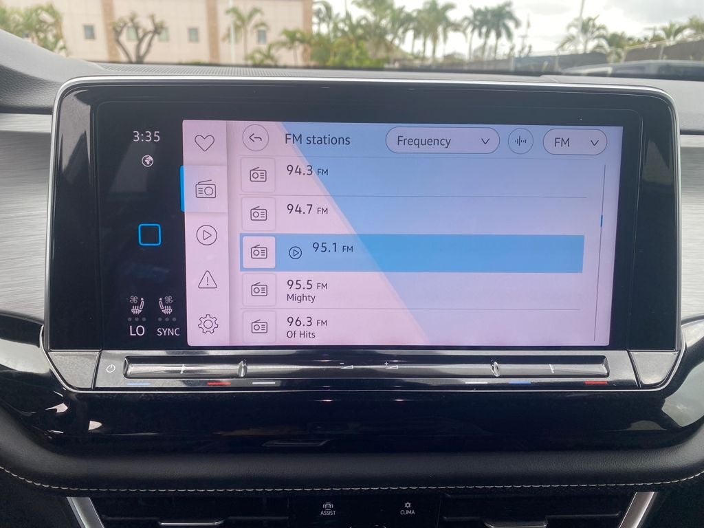 2024 Volkswagen Atlas Cross Sport Base