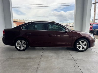 2013 Volkswagen Passat Base