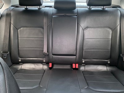 2017 Volkswagen Passat Base