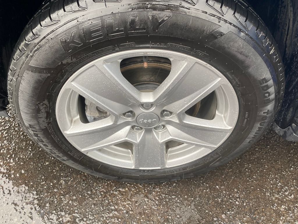 2022 Jeep Compass Base