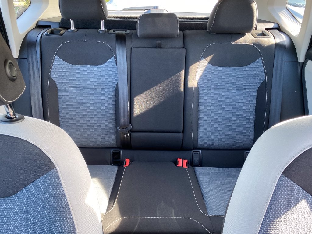 2025 Volkswagen Taos Base