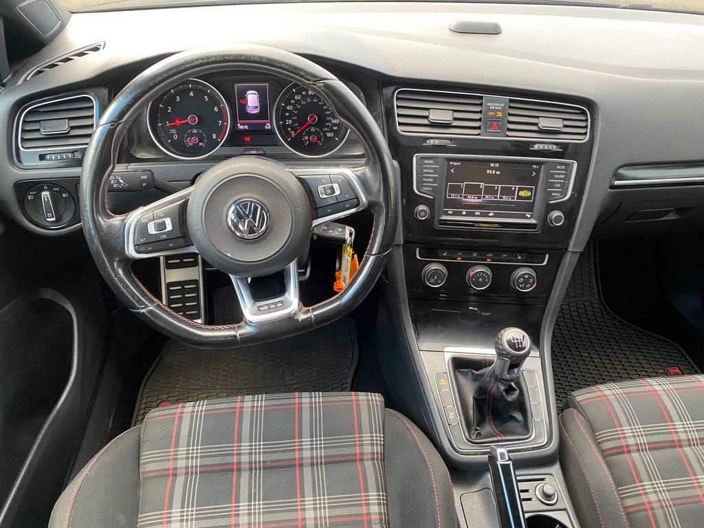 2017 Volkswagen Golf GTI Base
