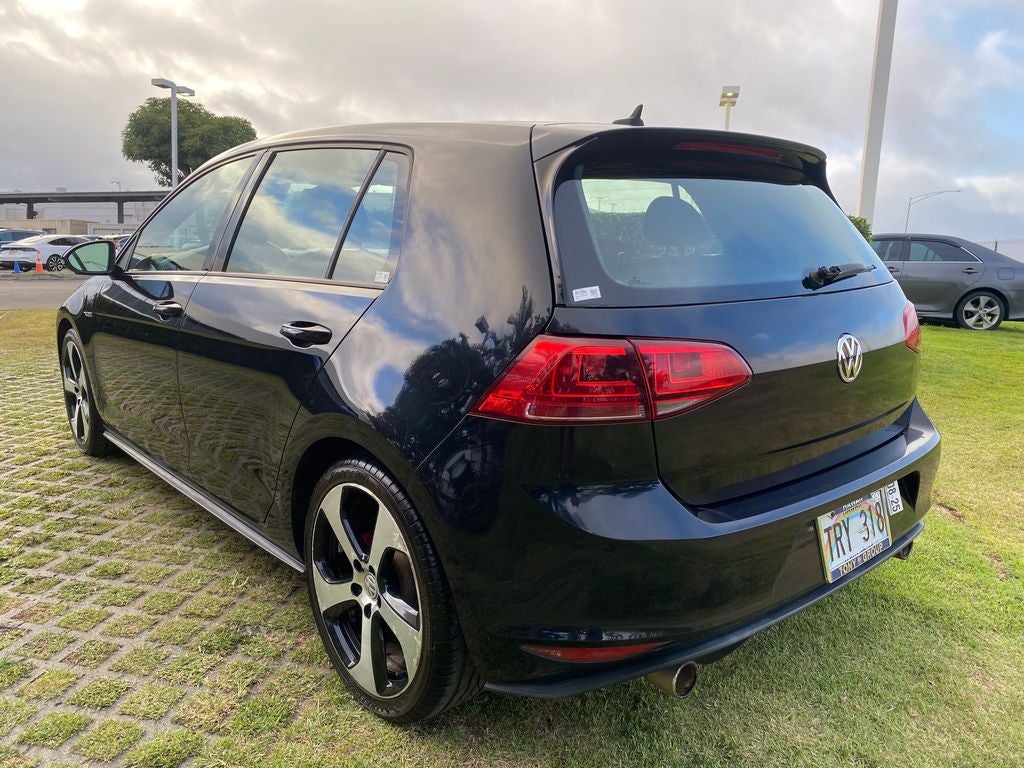 2017 Volkswagen Golf GTI Base