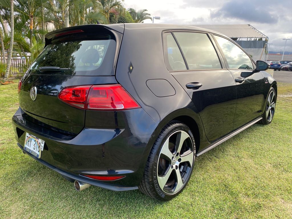 2017 Volkswagen Golf GTI Base